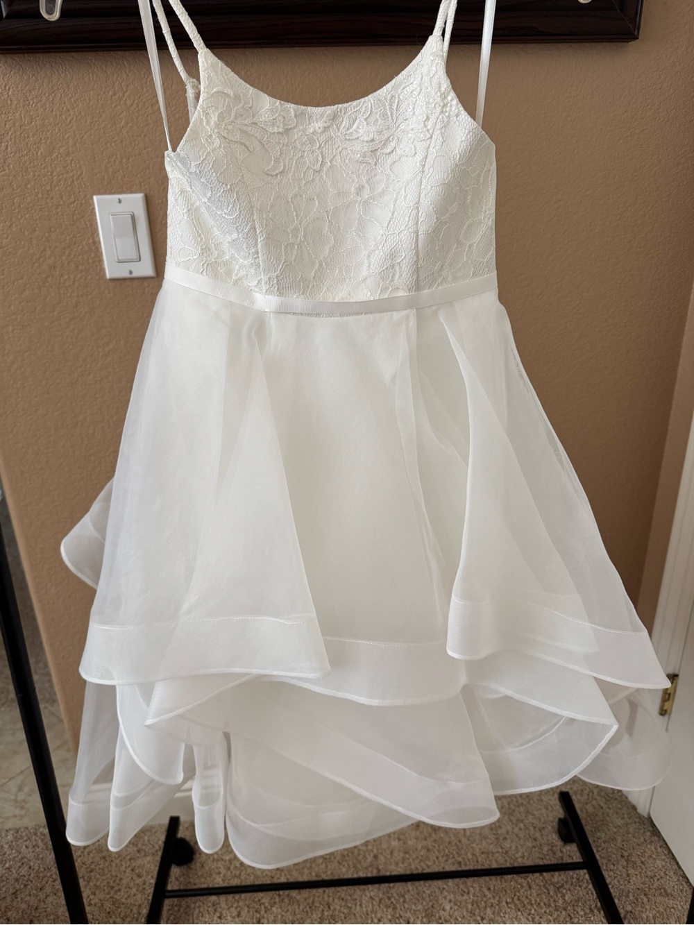 David's Bridal White Lace Bodice Organza Girls' Formal Dress, size 6